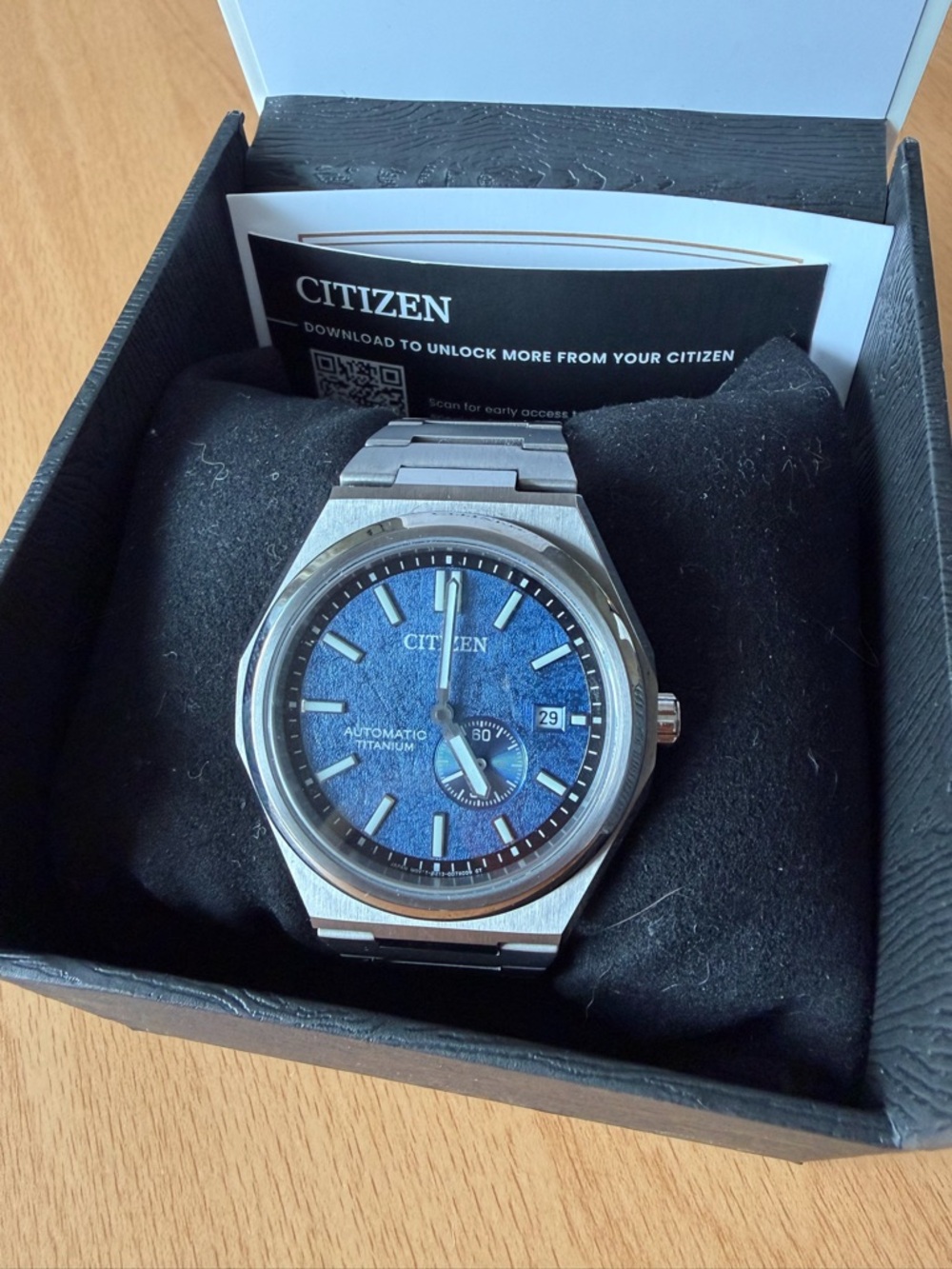 Citizen Zenshin Titanium Automatic Watch with Blue Dial and Silver Bracelet 39mm